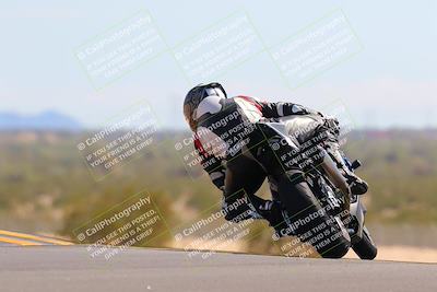 media/Oct-09-2022-SoCal Trackdays (Sun) [[95640aeeb6]]/Turn 9 Backside (120pm)/